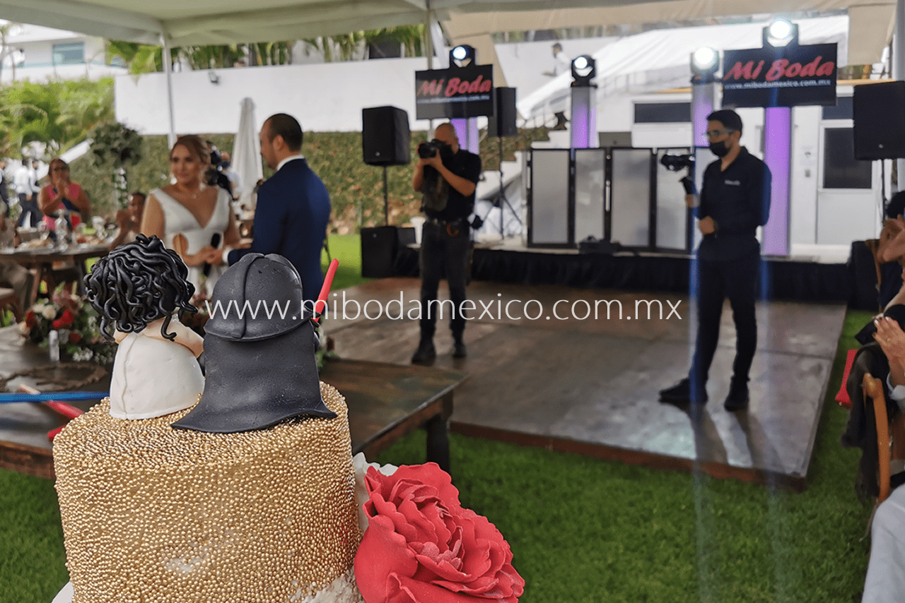Ceremonia civil en boda durante boda con DJ en Lomas de Cocoyoc